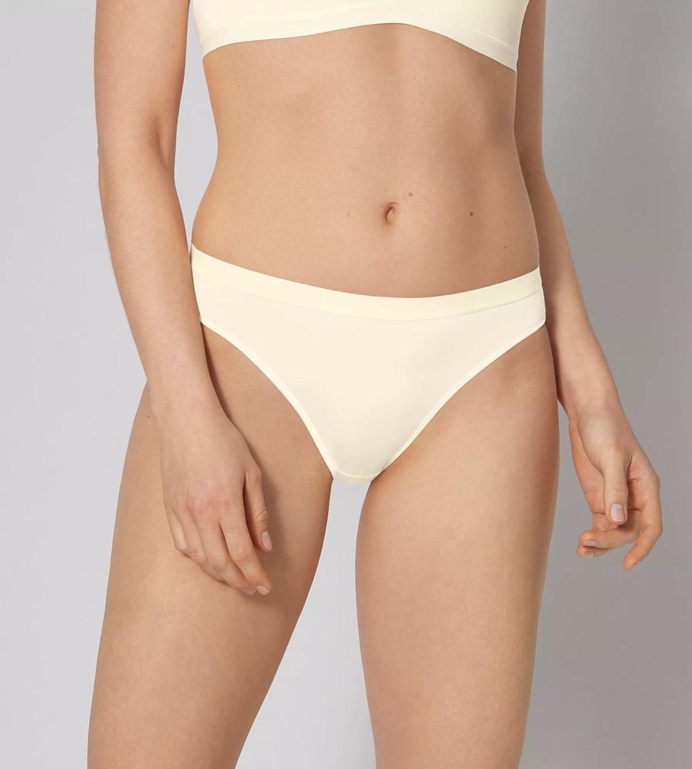 Sloggi Wow Comfort Tai Brief Ecru White | 42560-LYPX